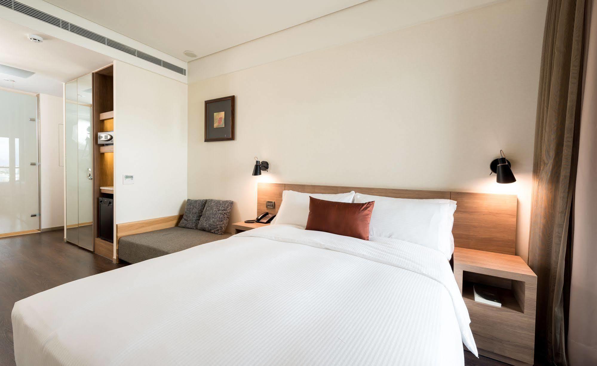 Hotel Just Sleep Hualien ZhongZheng Exterior foto